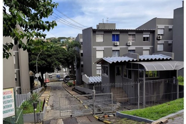 Imagem Imóvel com 1 Quarto à Venda, 42 m² em Jardim Carvalho - Porto Alegre Imagem Imóvel com 1 Quarto à Venda, 42 m² em Jardim Carvalho - Porto Alegre