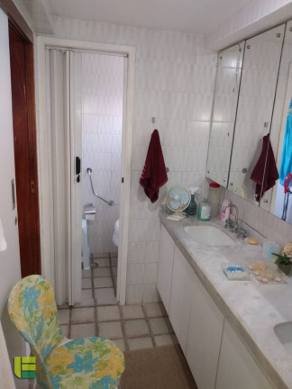 Imagem Apartamento com 4 Quartos à Venda, 186 m² em Boa Viagem - Recife