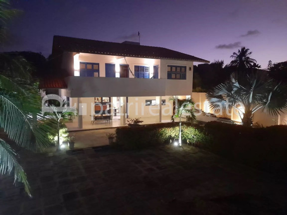 Imagem Casa com 5 Quartos à Venda, 320 m² em Prainha - Aquiraz Imagem Casa com 5 Quartos à Venda, 320 m² em Prainha - Aquiraz