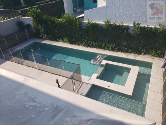 Imagem Casa com 5 Quartos à Venda, 450 m² em Jurerê Internacional - Florianópolis Imagem Casa com 5 Quartos à Venda, 450 m² em Jurerê Internacional - Florianópolis