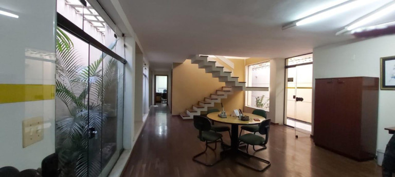 Casa à Venda, 254 m² em Alto - Piracicaba