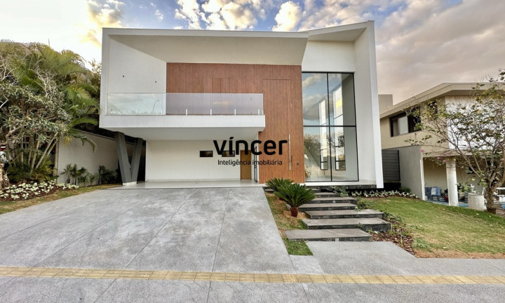 Imagem Casa com 5 Quartos à Venda, 496 m² em Residencial Alphaville Flamboyant - Goiânia Imagem Casa com 5 Quartos à Venda, 496 m² em Residencial Alphaville Flamboyant - Goiânia