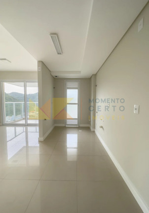 Imagem Apartamento com 2 Quartos à Venda, 70 m² em Ressacada - Itajaí