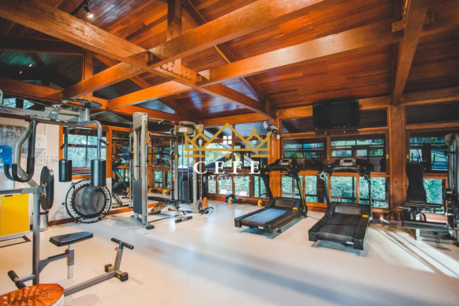 Imagem Casa com 4 Quartos à Venda, 385 m² em Centro - Gramado