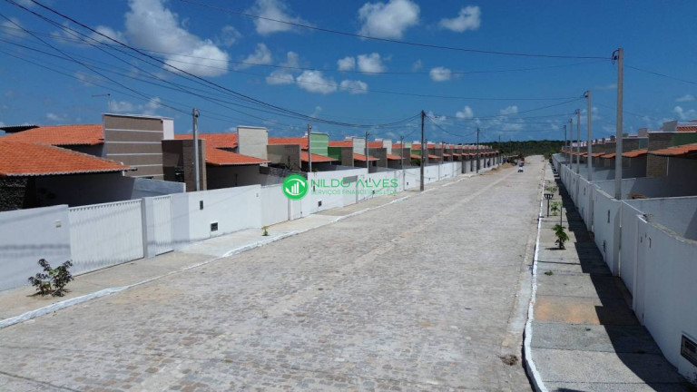 Imagem Casa com 2 Quartos à Venda, 200 m² Imagem Casa com 2 Quartos à Venda, 200 m²