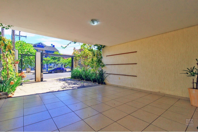 Imagem Casa com 4 Quartos à Venda, 201 m² em Espírito Santo - Porto Alegre Imagem Casa com 4 Quartos à Venda, 201 m² em Espírito Santo - Porto Alegre