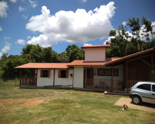 Imagem Imóvel com 3 Quartos à Venda, 1.368 m² em Fazendinhas Miragem - Simão Pereira