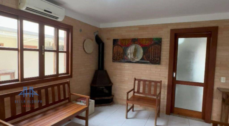 Imagem Casa com 5 Quartos à Venda, 290 m² em Vargem Grande - Florianópolis Imagem Casa com 5 Quartos à Venda, 290 m² em Vargem Grande - Florianópolis