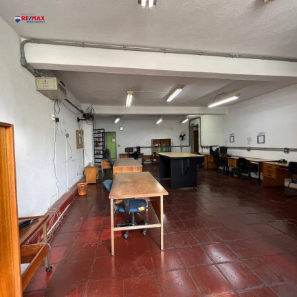 Sala Comercial à Venda, 1.172 m² em Jardim Santa Rita De Cássia - Bragança Paulista