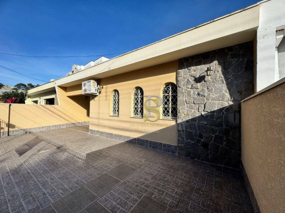 Imagem Casa com 4 Quartos à Venda, 180 m² em Estancia Lynce - Atibaia Imagem Casa com 4 Quartos à Venda, 180 m² em Estancia Lynce - Atibaia
