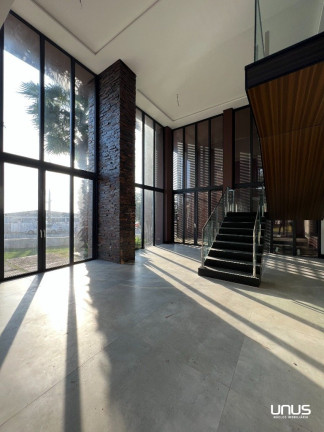 Imagem Casa de Condomínio com 3 Quartos à Venda, 735 m² em Cacupé - Florianópolis Imagem Casa de Condomínio com 3 Quartos à Venda, 735 m² em Cacupé - Florianópolis