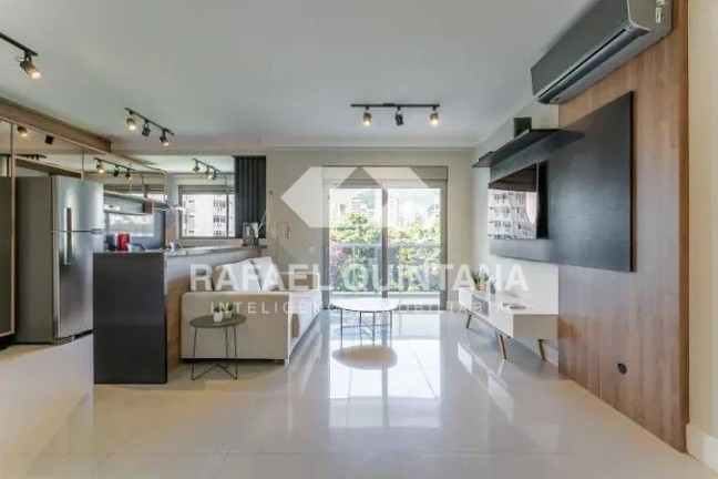 Imagem Apartamento com 1 Quarto para Alugar, 67 m² em Centro - Florianópolis