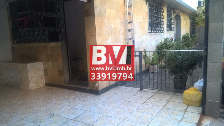 Imagem Casa com 2 Quartos à Venda, 157 m² em Irajá - Rio De Janeiro