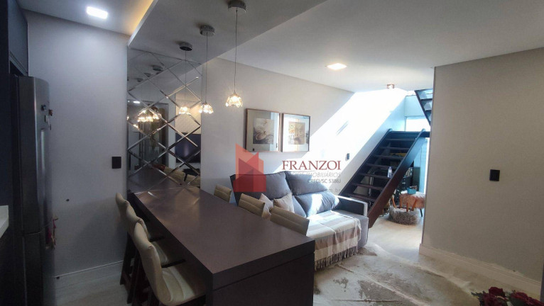 Imagem Sobrado com 2 Quartos à Venda, 80 m² em São João - Itajaí Imagem Sobrado com 2 Quartos à Venda, 80 m² em São João - Itajaí