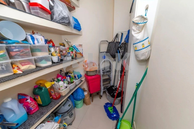 Imagem Apartamento com 3 Quartos à Venda, 105 m² em Passo Da Areia - Porto Alegre
