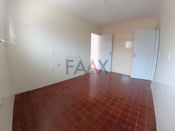 Imagem Casa com 2 Quartos à Venda, 241 m² em Trianon - Guarapuava Imagem Casa com 2 Quartos à Venda, 241 m² em Trianon - Guarapuava