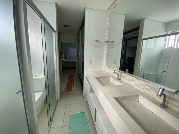Imagem Casa com 5 Quartos à Venda, 355 m² em Gurupi - Teresina Imagem Casa com 5 Quartos à Venda, 355 m² em Gurupi - Teresina
