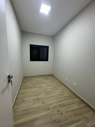 Imagem Casa com 3 Quartos à Venda, 185 m² em Aparecidinha - Sorocaba Imagem Casa com 3 Quartos à Venda, 185 m² em Aparecidinha - Sorocaba