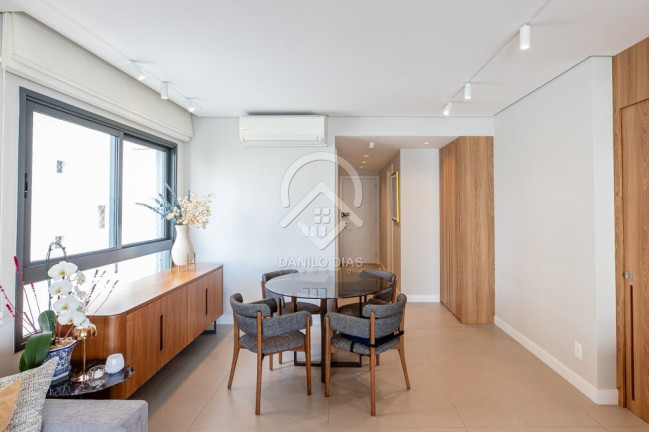 Imagem Apartamento com 2 Quartos à Venda, 117 m² em Campo Belo - São Paulo