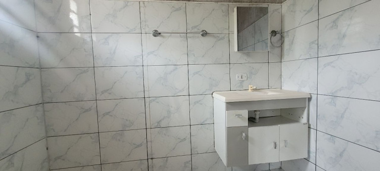 Imagem Imóvel com 2 Quartos à Venda, 650 m² em Jardim Itacolomi - Itapevi Imagem Imóvel com 2 Quartos à Venda, 650 m² em Jardim Itacolomi - Itapevi