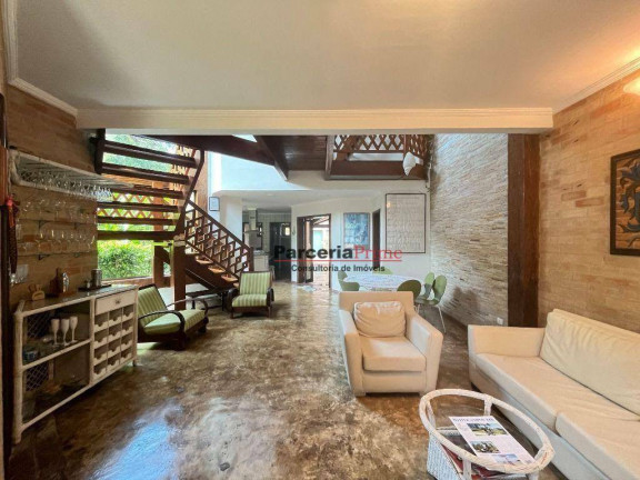 Imagem Casa com 6 Quartos à Venda, 377 m² em Riviera Módulo 22 - Bertioga Imagem Casa com 6 Quartos à Venda, 377 m² em Riviera Módulo 22 - Bertioga