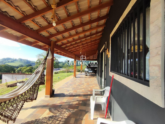 Imóvel com 4 Quartos à Venda, 2.420 m² em Centro - Pedra Bela