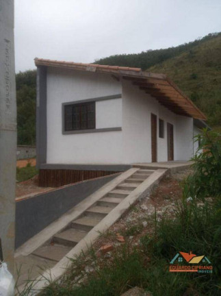 Imagem Casa com 2 Quartos à Venda, 62 m² em Jardim Casa Branca - Caraguatatuba