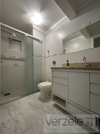 Imagem Apartamento com 3 Quartos para Temporada, 130 m² em Centro - Balneário Camboriú