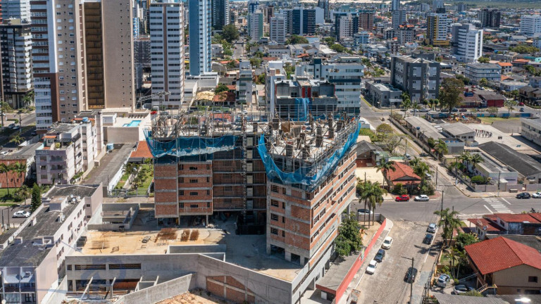 Imagem Apartamento com 2 Quartos à Venda, 90 m² em Centro - Torres Imagem Apartamento com 2 Quartos à Venda, 90 m² em Centro - Torres