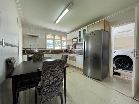 Imagem Casa com 3 Quartos à Venda, 200 m² em Camobi - Santa Maria Imagem Casa com 3 Quartos à Venda, 200 m² em Camobi - Santa Maria