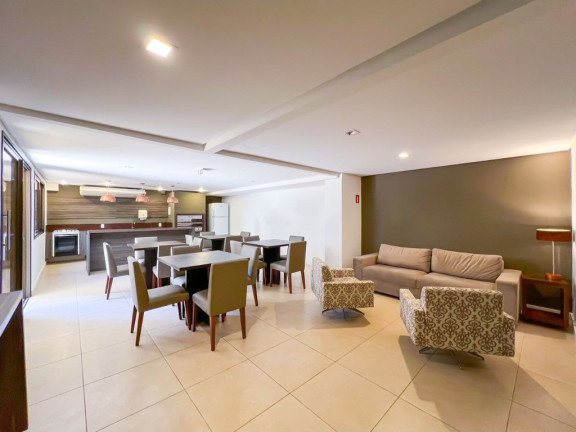 Imagem Apartamento com 3 Quartos à Venda, 160 m² em Moinhos De Vento - Porto Alegre Imagem Apartamento com 3 Quartos à Venda, 160 m² em Moinhos De Vento - Porto Alegre