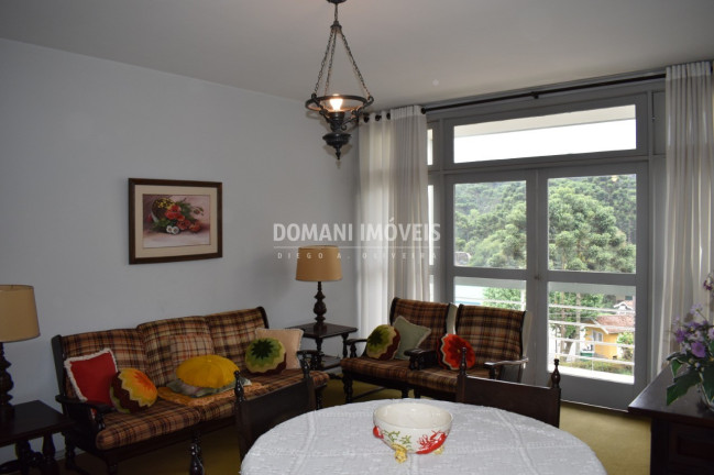 Imagem Imóvel com 2 Quartos à Venda, 94 m² em Região De Capivari - Campos Do Jordão Imagem Imóvel com 2 Quartos à Venda, 94 m² em Região De Capivari - Campos Do Jordão