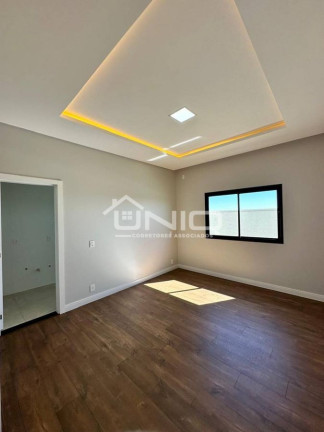 Imagem Casa com 3 Quartos à Venda, 228 m² em Parque Do Som - Pato Branco Imagem Casa com 3 Quartos à Venda, 228 m² em Parque Do Som - Pato Branco