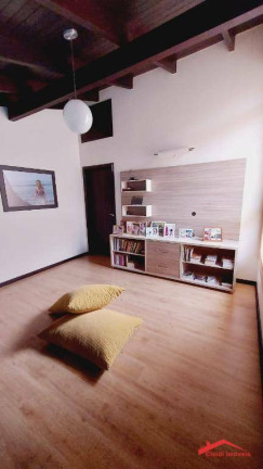 Imagem Casa com 3 Quartos à Venda, 286 m² em Costa E Silva - Joinville Imagem Casa com 3 Quartos à Venda, 286 m² em Costa E Silva - Joinville