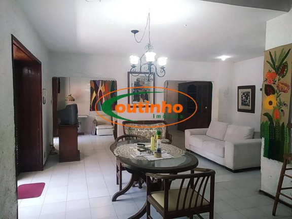 Imagem Casa com 4 Quartos à Venda, 625 m² em Tijuca - Rio De Janeiro Imagem Casa com 4 Quartos à Venda, 625 m² em Tijuca - Rio De Janeiro