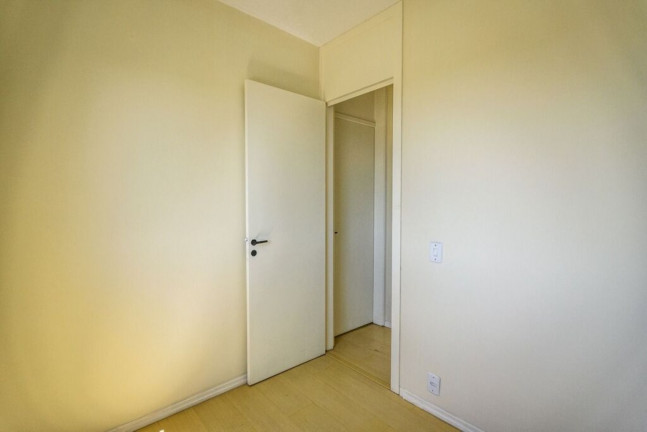 Imagem Imóvel com 3 Quartos à Venda, 63 m² em São Sebastião - Porto Alegre Imagem Imóvel com 3 Quartos à Venda, 63 m² em São Sebastião - Porto Alegre