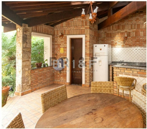 Sobrado com 4 Quartos à Venda, 419 m² em Jardim Dos Estados - São Paulo