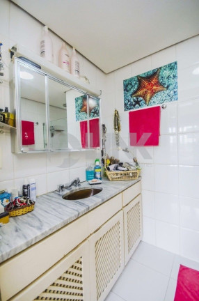 Imagem Imóvel com 3 Quartos à Venda, 207 m² em Menino Deus - Porto Alegre