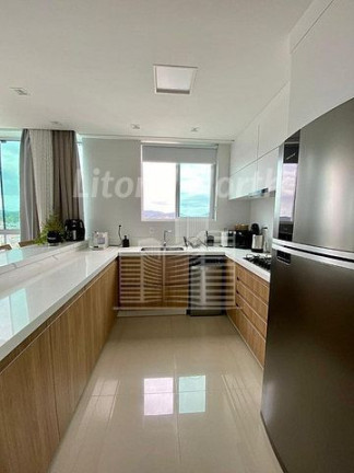Imagem Apartamento com 3 Quartos à Venda, 137 m² em Centro - Balneário Camboriú Imagem Apartamento com 3 Quartos à Venda, 137 m² em Centro - Balneário Camboriú