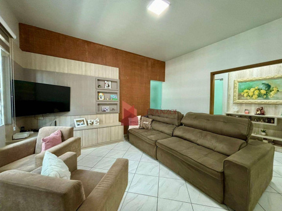 Casa com 4 Quartos para Alugar, 180 m² em Fazenda - Itajaí