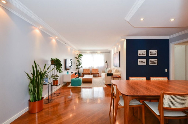 Apartamento com 3 Quartos à Venda, 127 m² em Moema - São Paulo