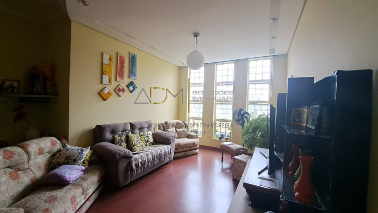 Imagem Casa com 3 Quartos à Venda, 3 m² em Centro - Botucatu Imagem Casa com 3 Quartos à Venda, 3 m² em Centro - Botucatu