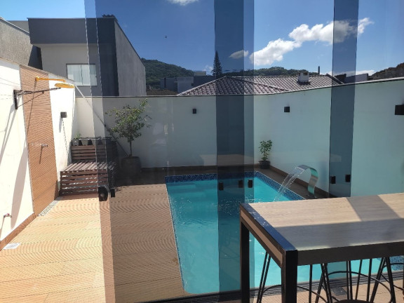 Imagem Casa com 3 Quartos à Venda, em Saguaçu - Joinville Imagem Casa com 3 Quartos à Venda, em Saguaçu - Joinville