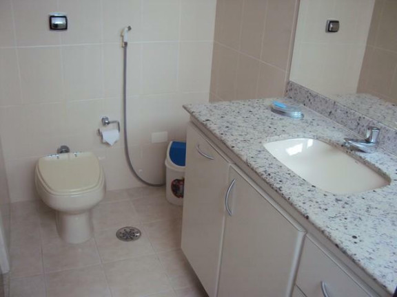 Imagem Apartamento com 4 Quartos à Venda, 240 m² em Pitangueiras - Guarujá Imagem Apartamento com 4 Quartos à Venda, 240 m² em Pitangueiras - Guarujá