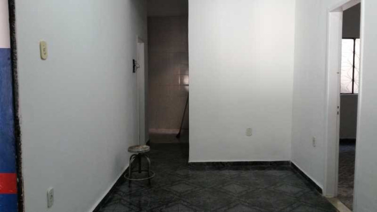 Imagem Imóvel com 3 Quartos à Venda, 170 m² em Paciência - Rio De Janeiro Imagem Imóvel com 3 Quartos à Venda, 170 m² em Paciência - Rio De Janeiro
