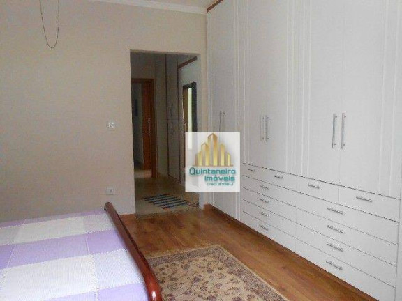 Imagem Sobrado com 3 Quartos à Venda, 230 m² em Parque Renato Maia - Guarulhos Imagem Sobrado com 3 Quartos à Venda, 230 m² em Parque Renato Maia - Guarulhos