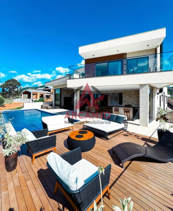 Imagem Casa com 4 Quartos à Venda, 450 m² em Piracaia Imagem Casa com 4 Quartos à Venda, 450 m² em Piracaia