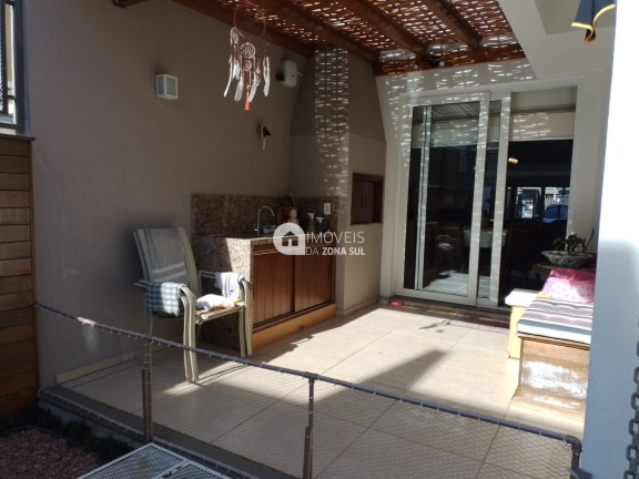 Imagem Casa com 3 Quartos à Venda, 180 m²