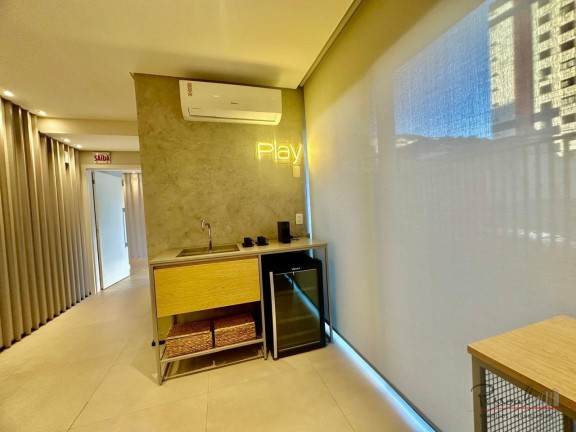 Imagem Apartamento com 1 Quarto à Venda, 63 m² em Centro - Florianópolis Imagem Apartamento com 1 Quarto à Venda, 63 m² em Centro - Florianópolis