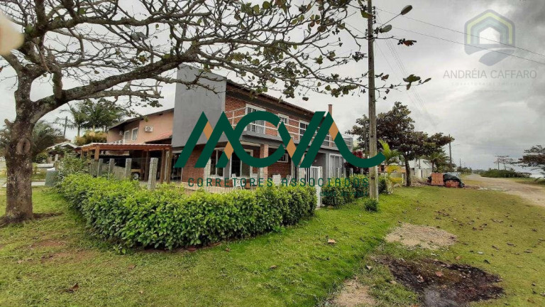 Imagem Casa com 4 Quartos à Venda, 160 m² em Praia Do Imperador - Itapoá Imagem Casa com 4 Quartos à Venda, 160 m² em Praia Do Imperador - Itapoá